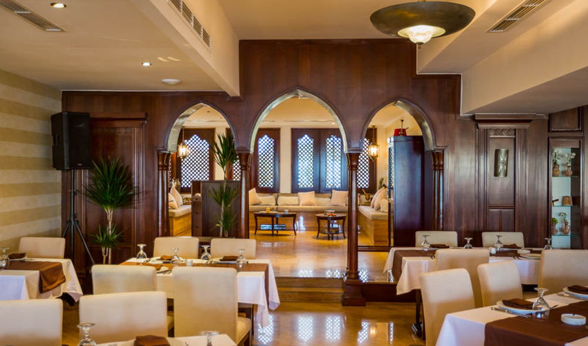 Al Qasr Restaurant Dubai Marine image