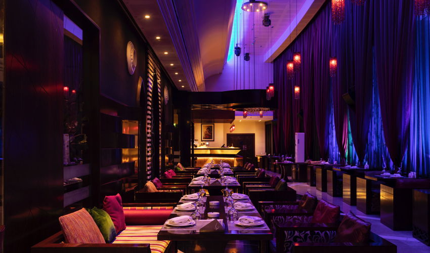 Nay Restaurant and Lounge image