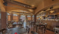 صورة Seville's Restaurant & Bar